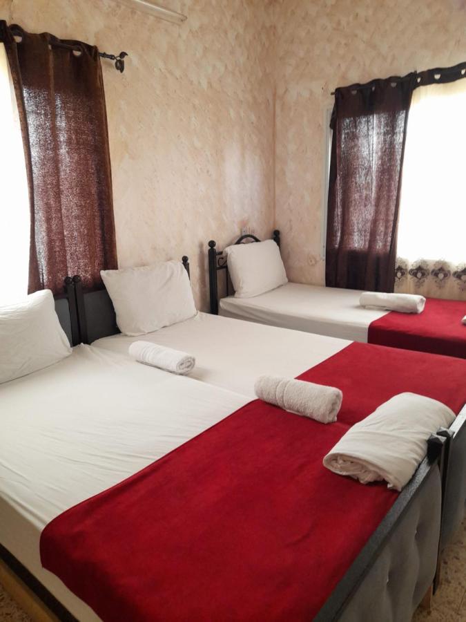 Magtas Hotel Jericho Esterno foto
