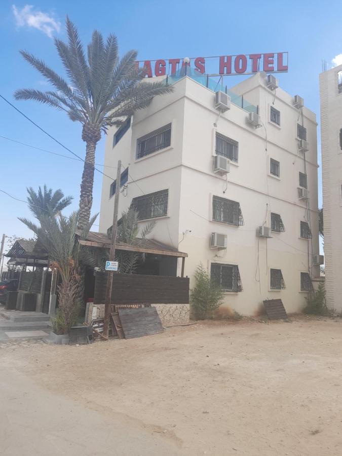 Magtas Hotel Jericho Esterno foto