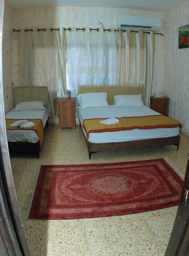 Magtas Hotel Jericho Esterno foto
